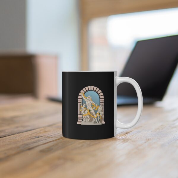 Winnie Laokoon Mug