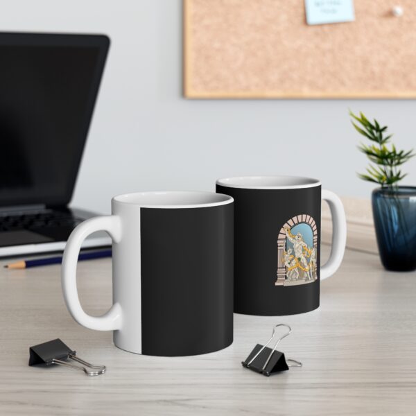 Winnie Laokoon Mug - Image 4
